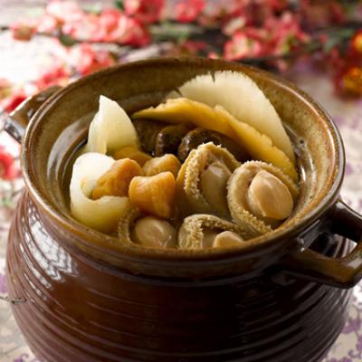 9 món ăn “nếm là mê” tại khu ẩm thực đẳng cấp.